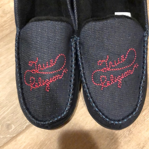 True Religion Slippers Med (9-10) - Picture 1 of 5